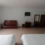 S2 Hotel