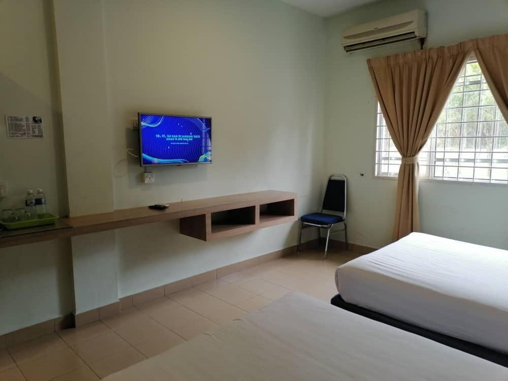 Hotel S2 2*