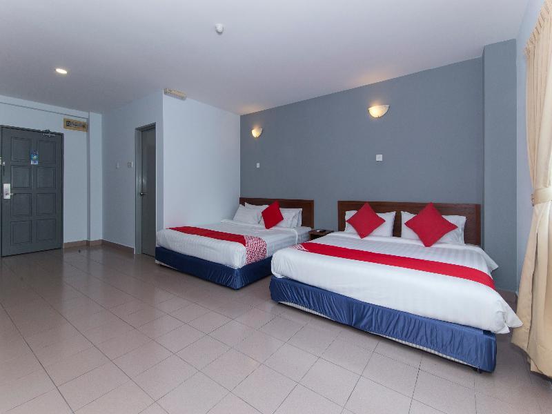Hotel S2 2*