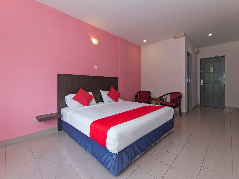 Hotel S2 2*