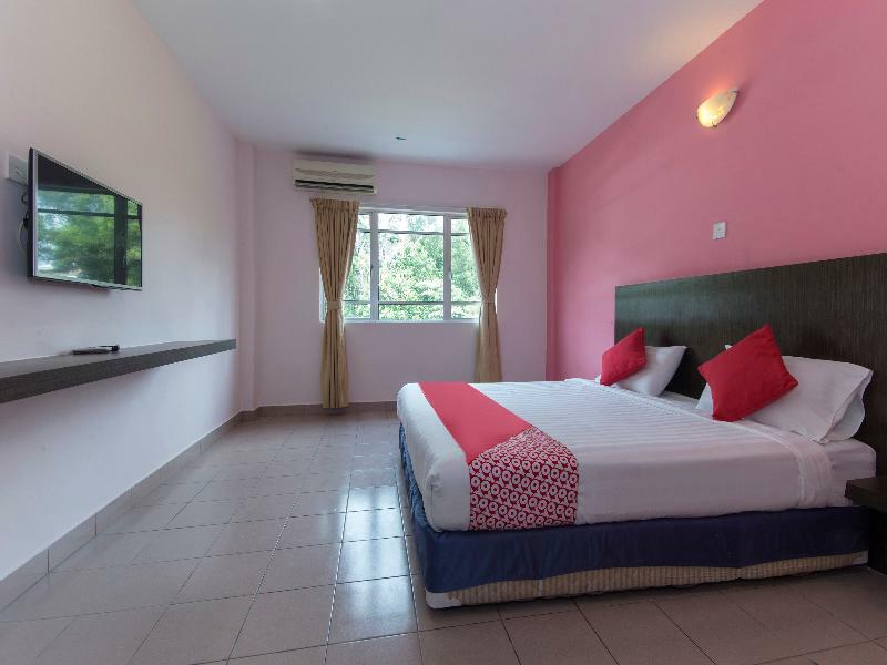 S2 Hotel 2*